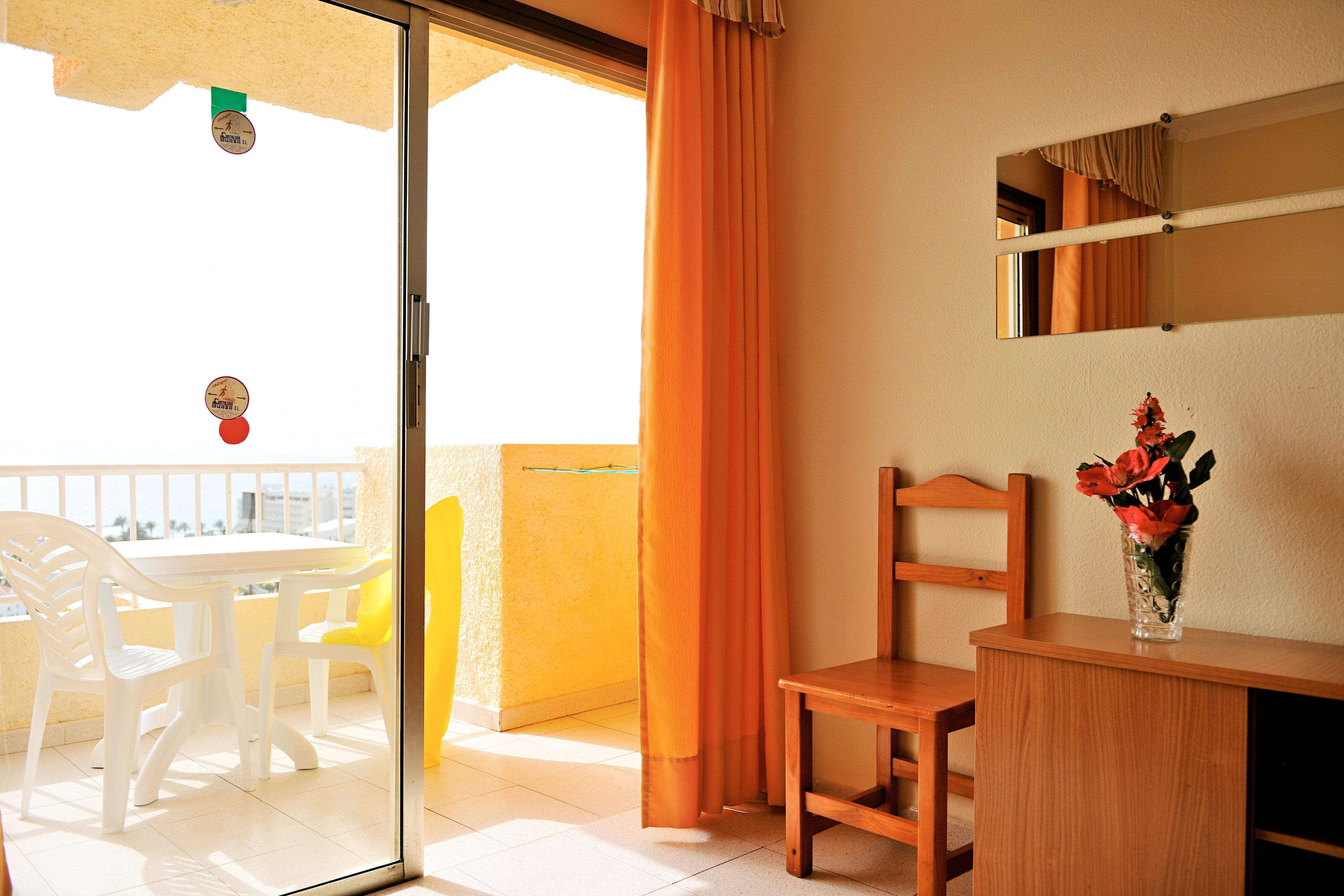 Aparthotel Servatur Caribe Playa de las Americas (Tenerife)
